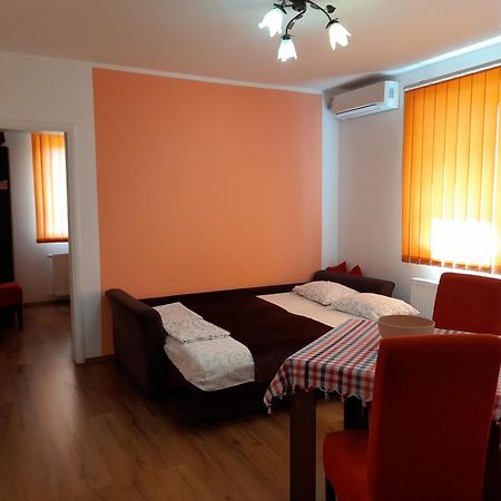 Kety Apartments Kragujevac Eksteriør billede