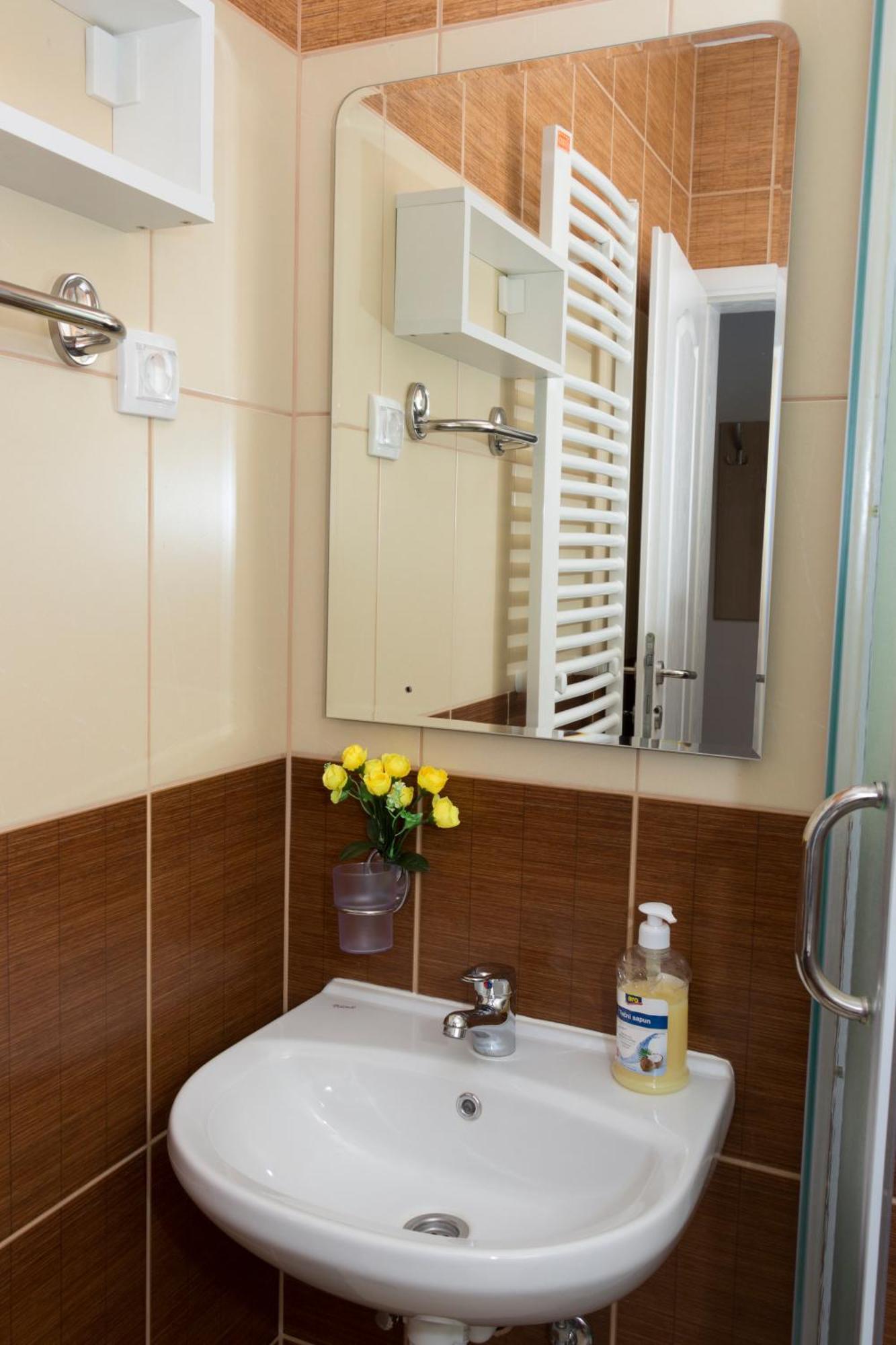 Kety Apartments Kragujevac Værelse billede