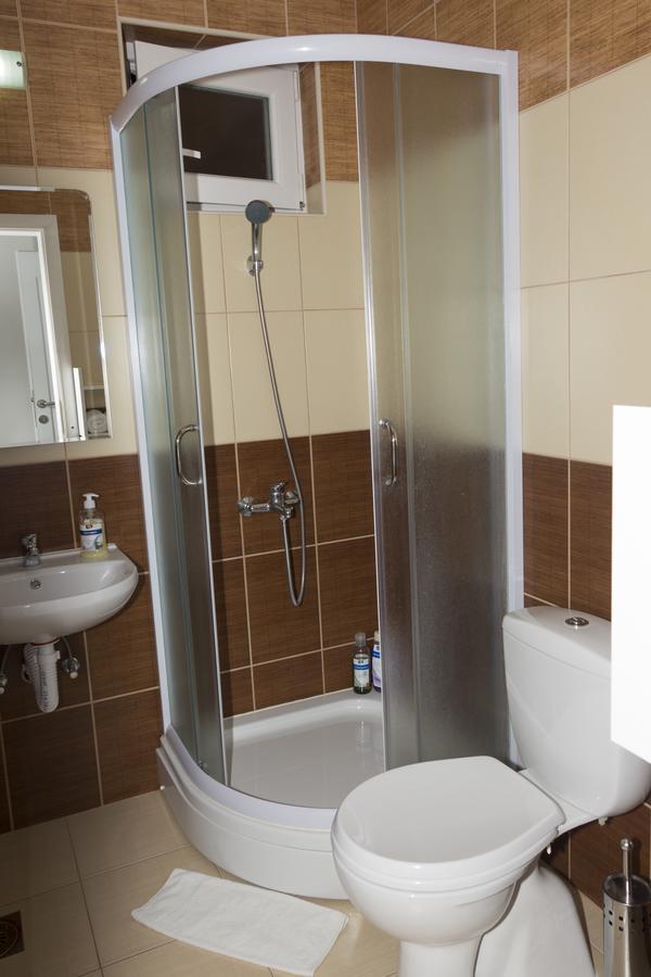 Kety Apartments Kragujevac Eksteriør billede
